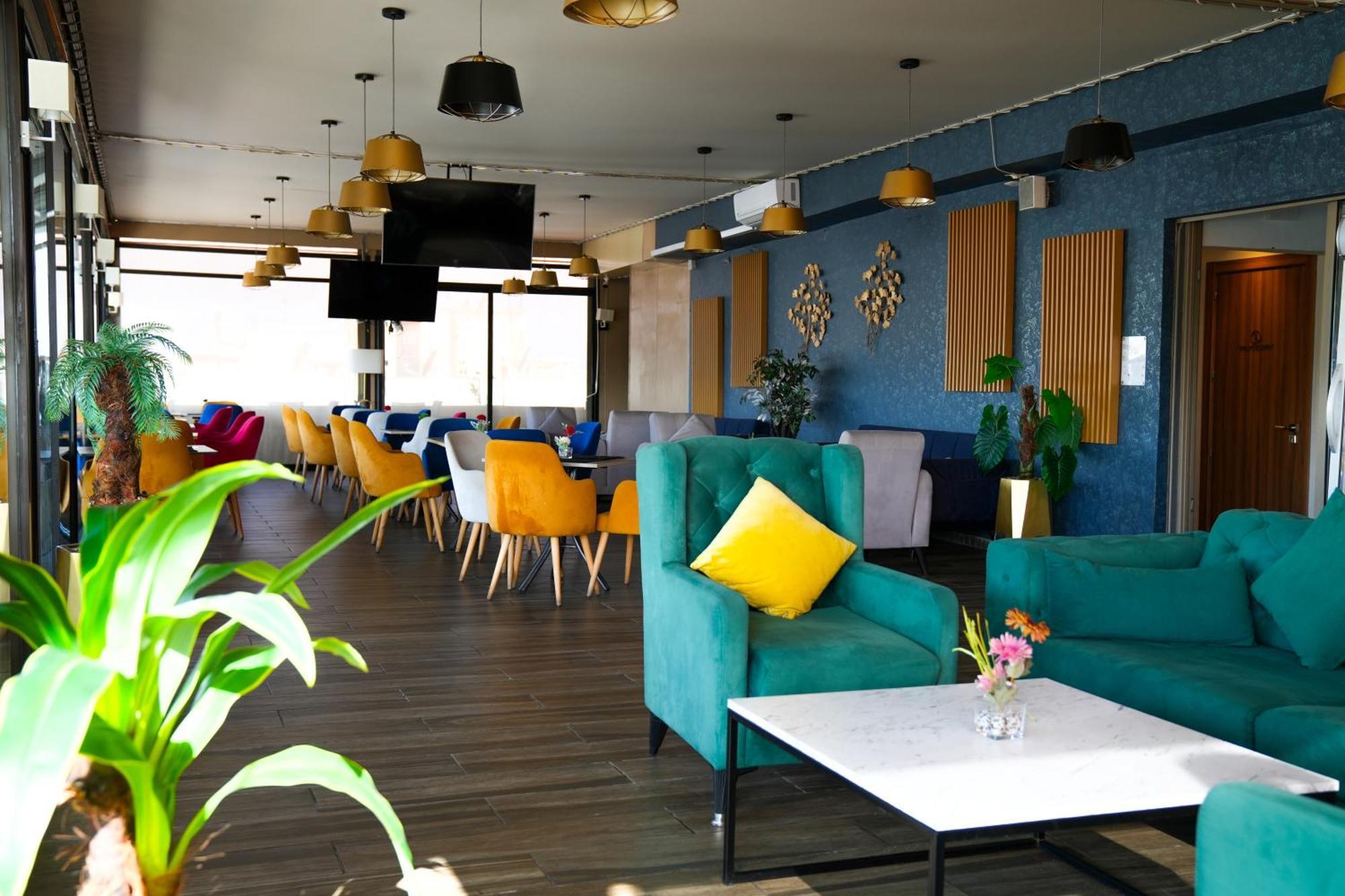 First Suites Hotel 拉巴特 外观 照片