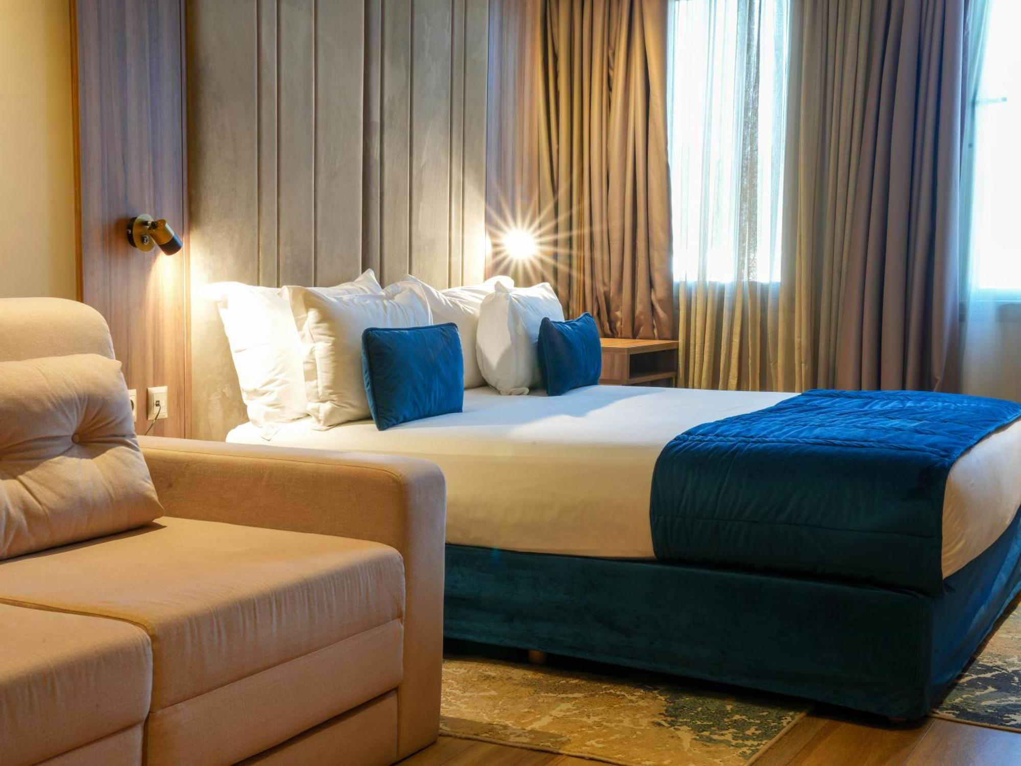 First Suites Hotel 拉巴特 外观 照片