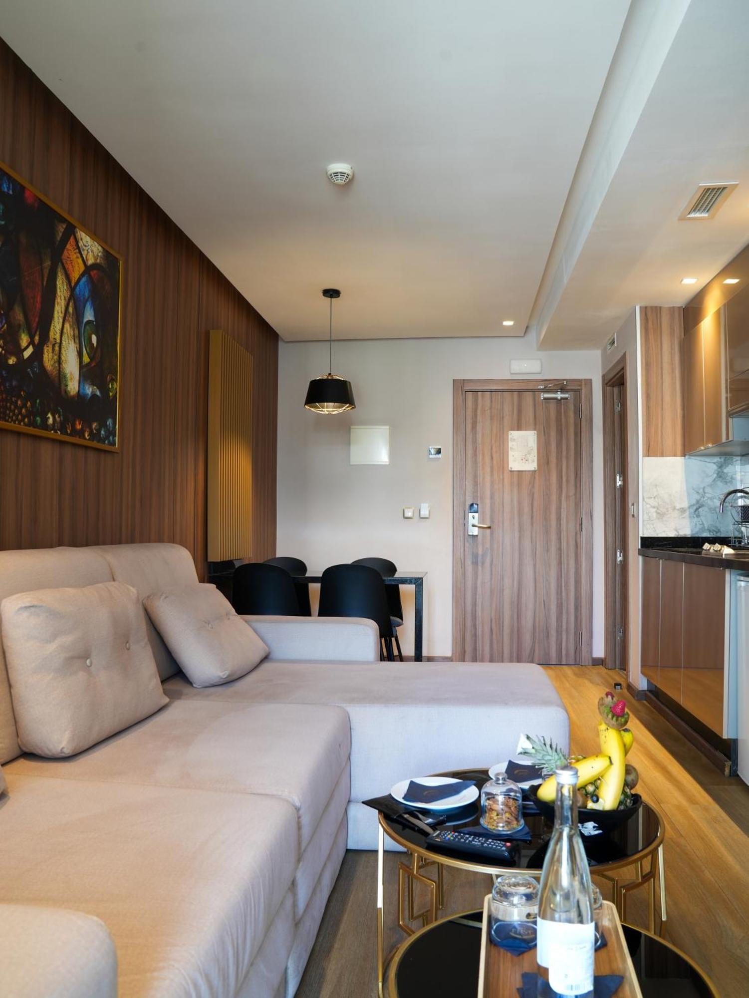 First Suites Hotel 拉巴特 外观 照片