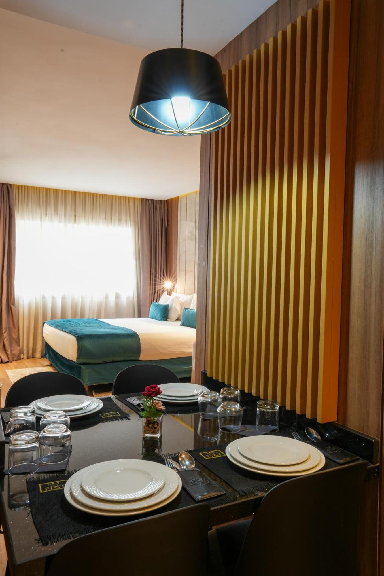 First Suites Hotel 拉巴特 外观 照片