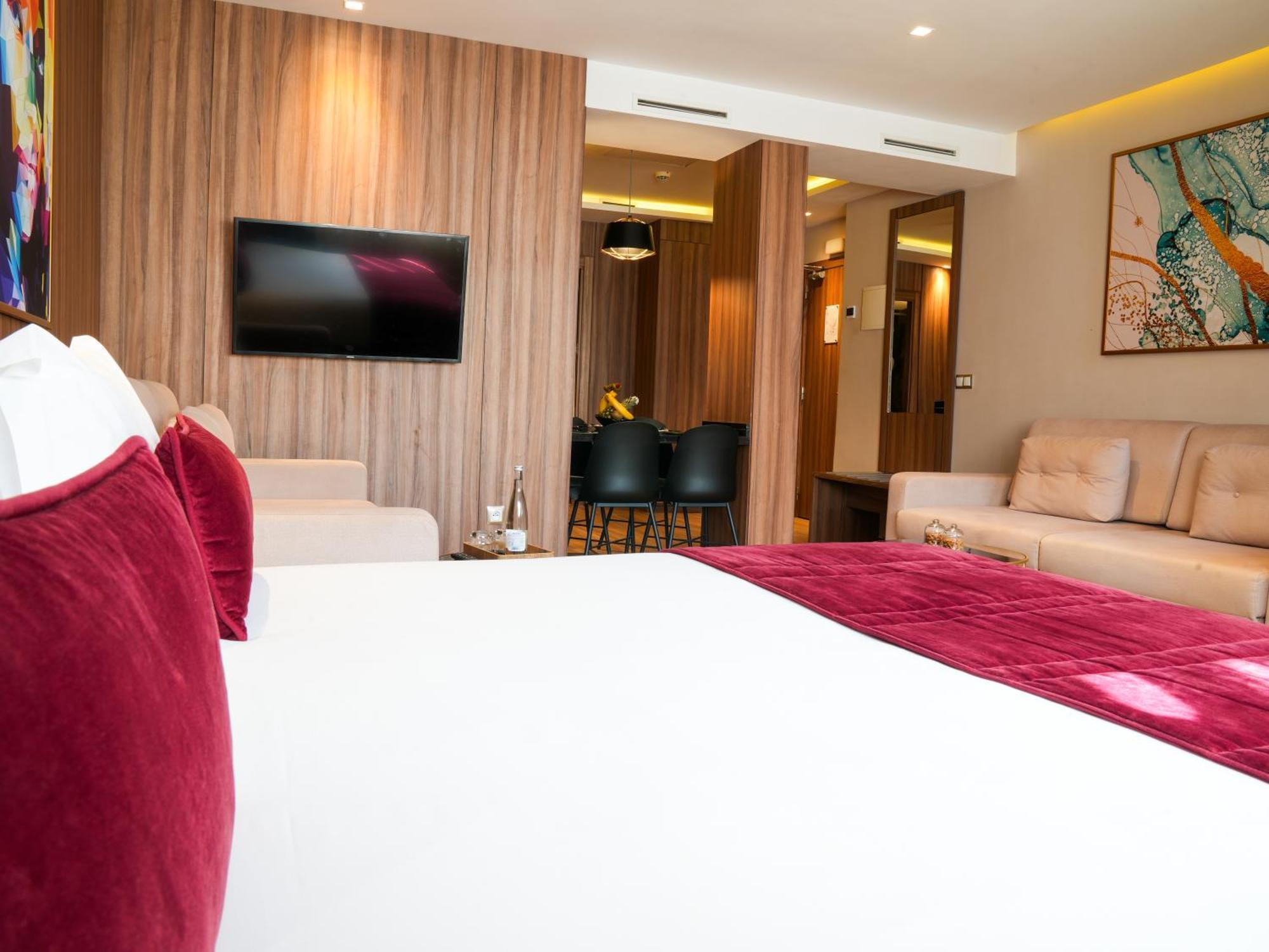 First Suites Hotel 拉巴特 外观 照片